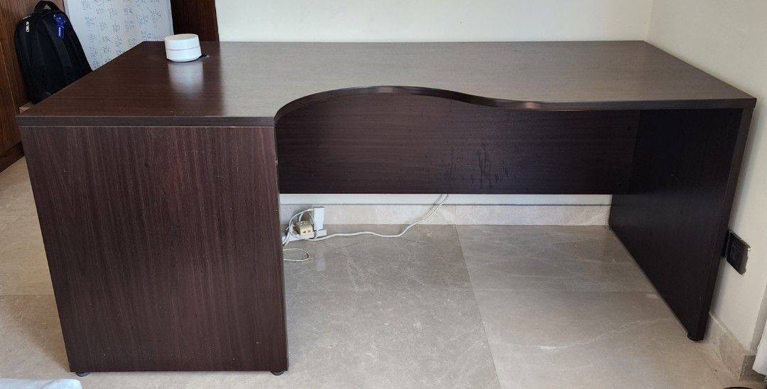 Study Table (Category: Tables & Sets) located in Singapore. Submitted by alkap (Listing ID 1255413252, Image 1). Description: L 180 cm × W 90/75cm × H 75cm.