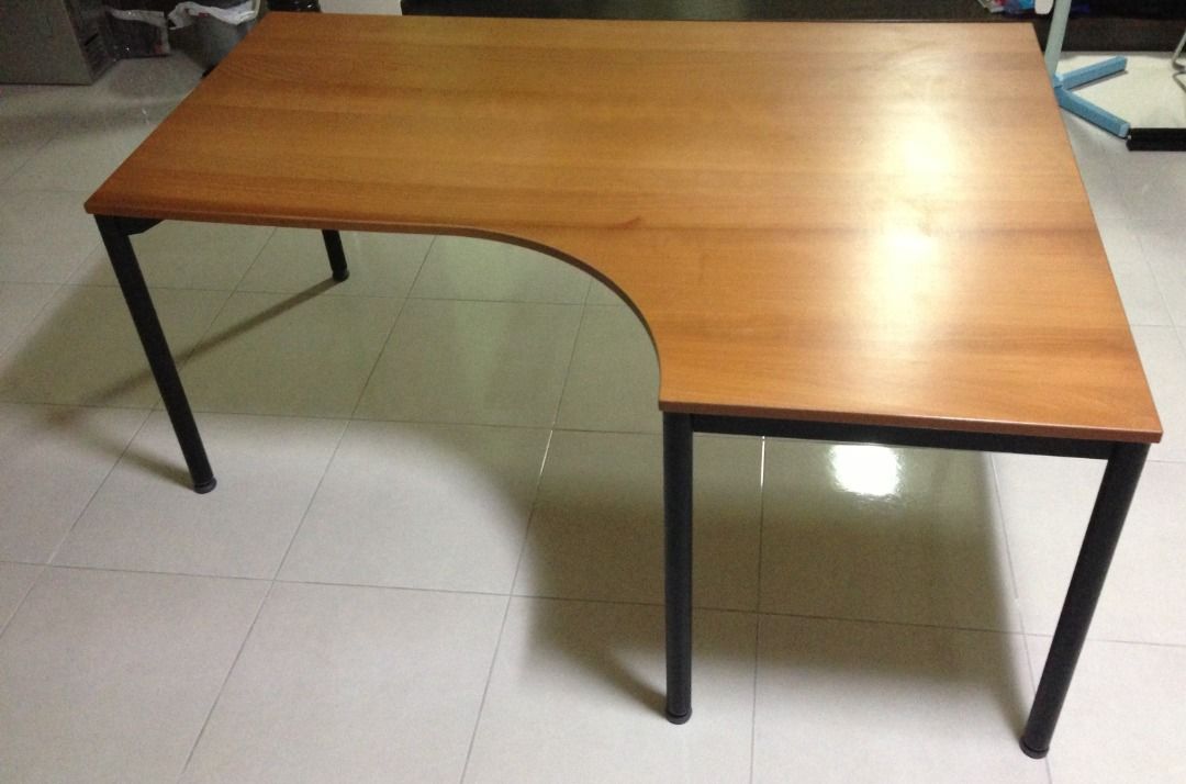 Study Table (Category: Tables & Sets) located in Singapore. Submitted by beching18 (Listing ID 1255564215, Image 2). Description: - This used large solid wood study table – solid table top and firm metal leg is in good condition. - Table Dimension: L:171 x W:120 x H:163 cm - Original Price: $459. Selling Price: $199 - Value for $$$, Cash and carry. - Collect anytime, but please give advance notice, thanks! .