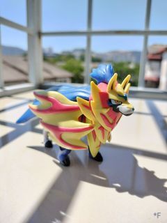 TOMY Pokemon Sword Shield Pocket Monster Collection ML-18 Zacian