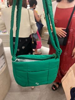 (Category: ) located in . Submitted by ladyreennnn (Listing ID 1255490196, Image 1). Description: .