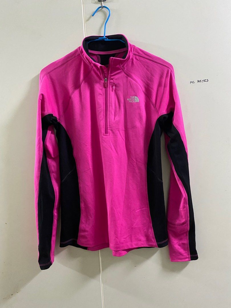 The north Face vaporwick medium size
