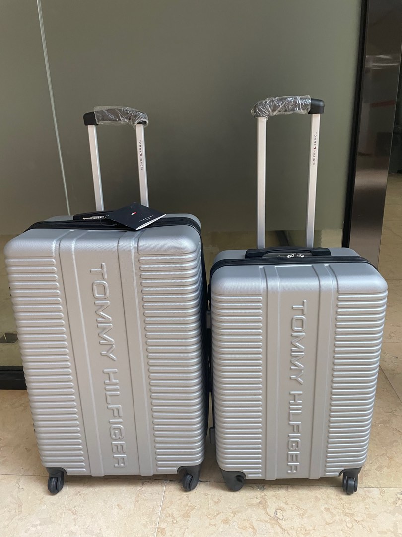 Tommy hilfiger luggage set hot sale