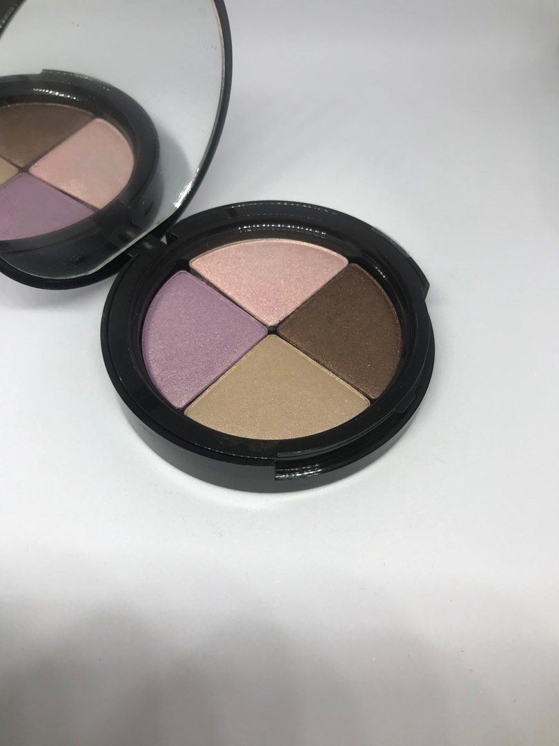 Too Faced Eye Shadow Quad (Category: Makeup) located in Quezon City. Submitted by currency27 (Listing ID 1255580594, Image 2). Description: Authentic Store bought Brandnew/unused No Box, came as part of a set Issue: I don’t remember when I bought it hence selling low RFS: raising funds, not into collecting make up anymore Pick up/checking of item is allowed in Xavierville in Quezon City. No other meet up place. No free shipping, buyer will take c