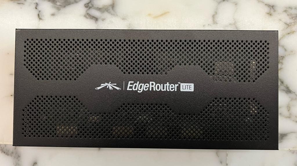 Ubiquiti EdgeRouter Lite (3-port), Computers & Tech, Parts ...