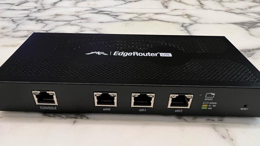 Ubiquiti EdgeRouter Lite (3port), Computers & Tech, Parts
