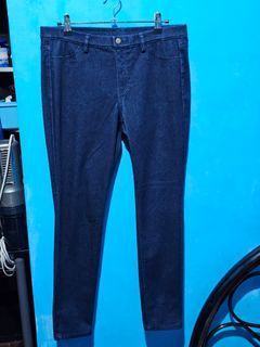 Uniqlo Ultra Stretch High-Rise Denim Leggings