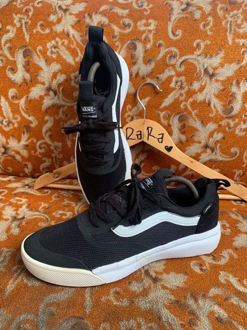 Vans ultrarange 42 sales
