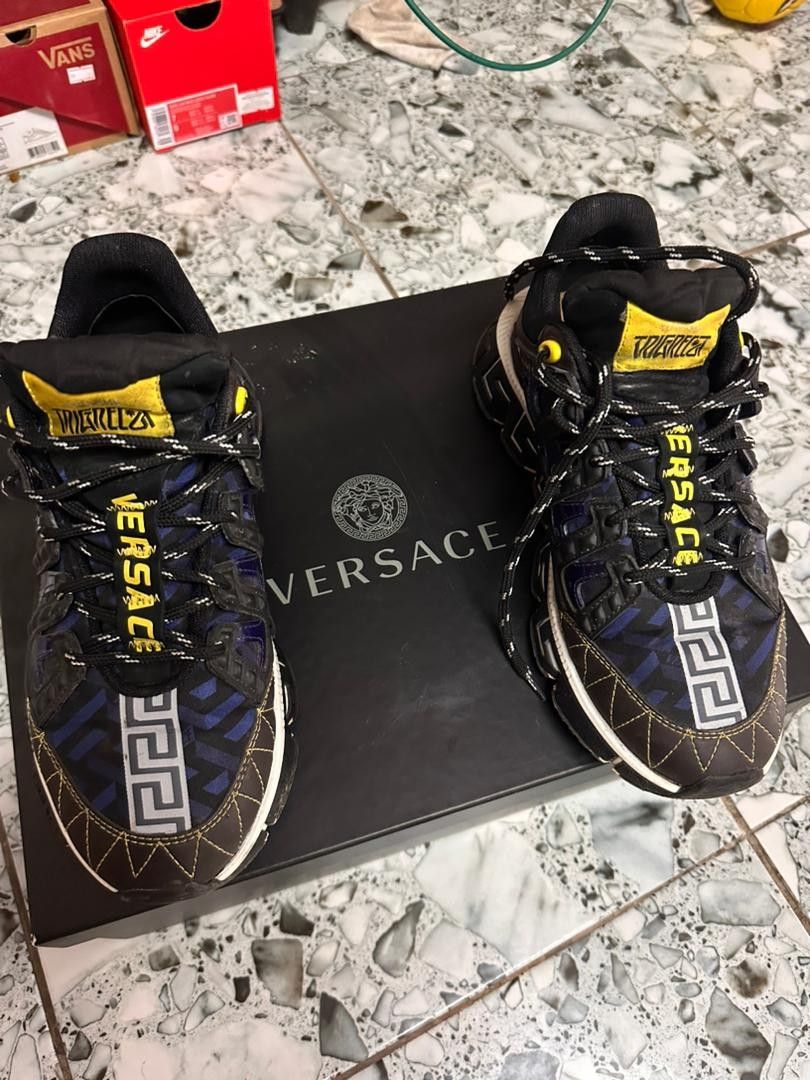 Versace (Category: Sneakers) located in Singapore. Submitted by miftahul94 (Listing ID 1255439587, Image 3). Description: versace shoes authentic. condition like new .serious buyer can dm me .price can nego ..