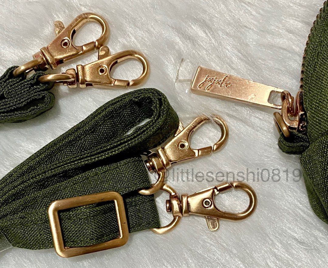 Preloved Jujube Be Quick in Olive Chromatics (Category: Carriers & Slings) located in Quezon City. Submitted by littlesenshi0819 (Listing ID 1255429392, Image 3). Description: Good Used Condition (GUC) Jujube Be Quick in Olive Chromatics. Never used on my end. Rated GUC due to signs of usage in hardwares (see pictures). No holes, tears, or corner wears. RFS: Decluttering, too many bags. I prefer using LSP in Be Set. ✅ Cash basis only, no layaway 