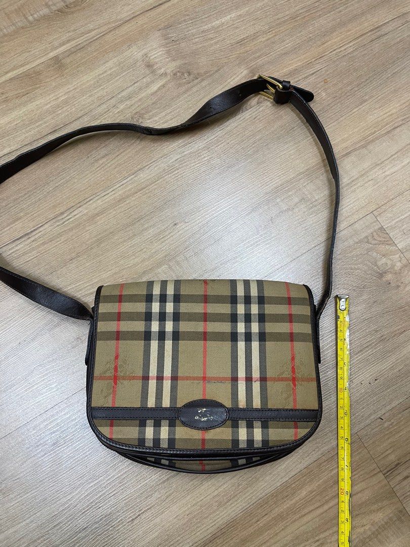 Burberry sling bag vintage hot sale
