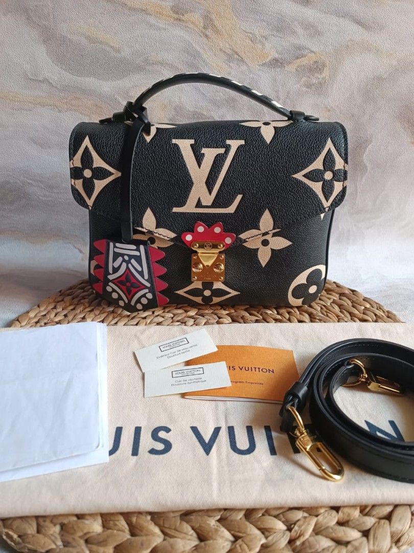 Good cond masi keker Louis Vuitton rivington damier 2011, Barang Mewah, Tas  & Dompet di Carousell