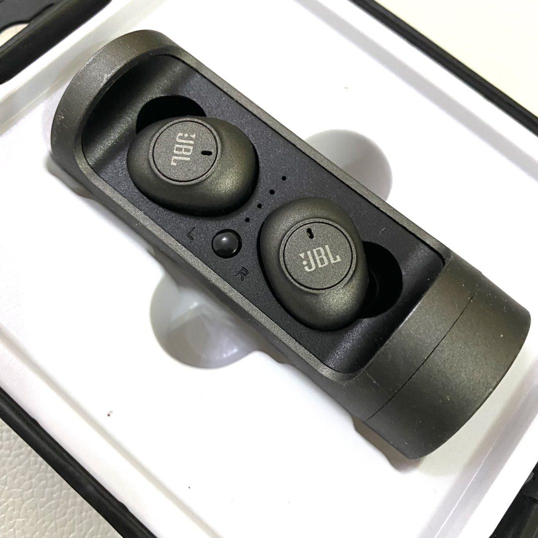 Wireless Bluetooth BT Earphones Headphones TWS Live 909
