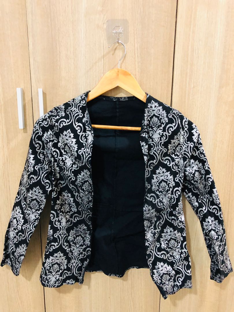 Lucky Brand Floral Hoodie Jacket, Women's Fashion, Coats, Jackets and  Outerwear on Carousell