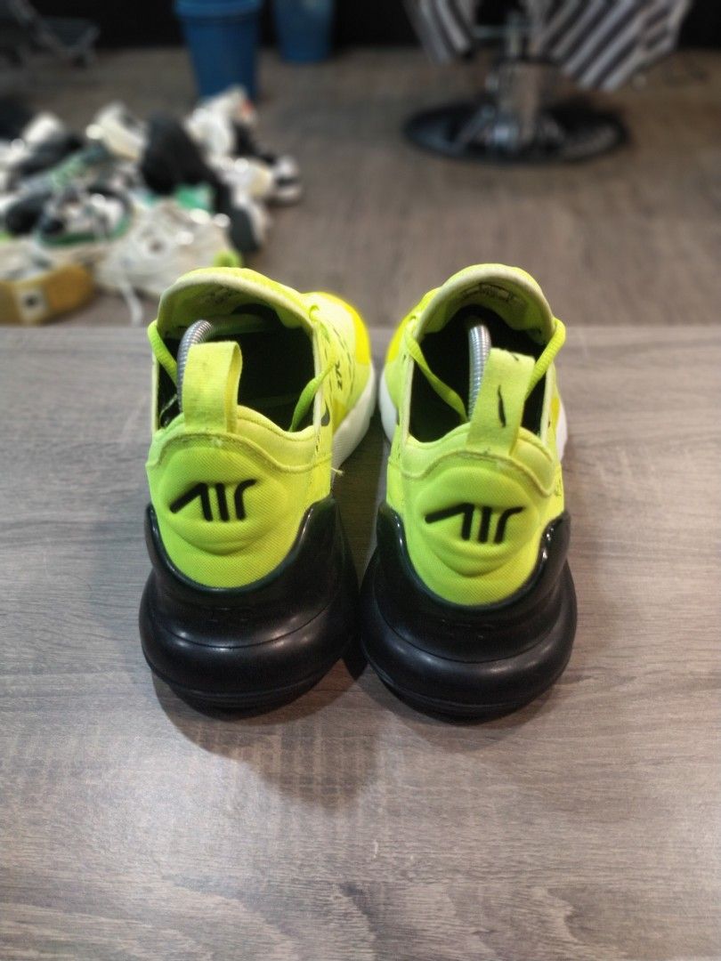 270 volt on feet online