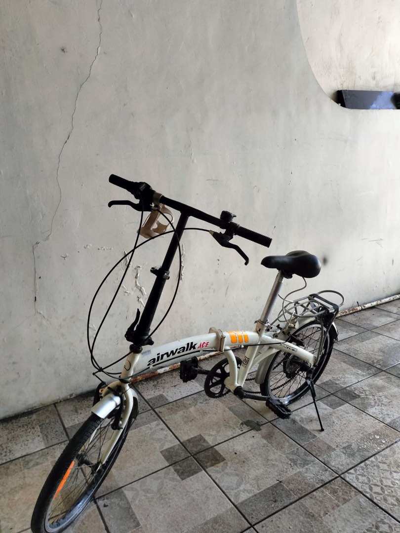 Airwalk online folding bike