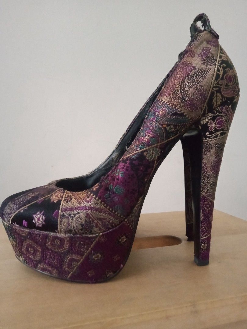 ALDO high heels violet paisley print Women s Fashion Footwear