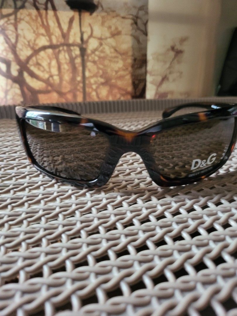 Authentic d g men sunglasses Men s Fashion Watches
