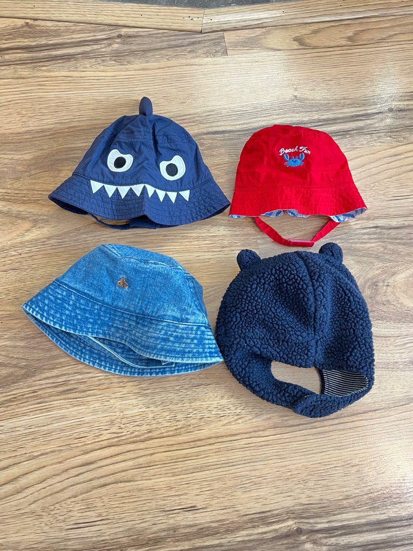 Baby gap top shark hat
