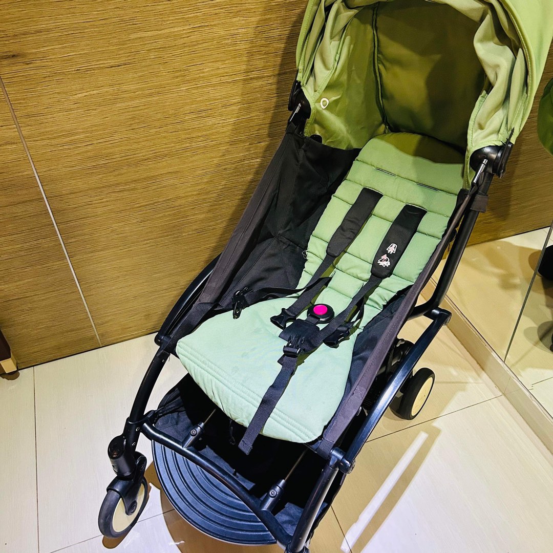 Baby zen yoyo stroller green, Babies & Kids, Going Out, Strollers on