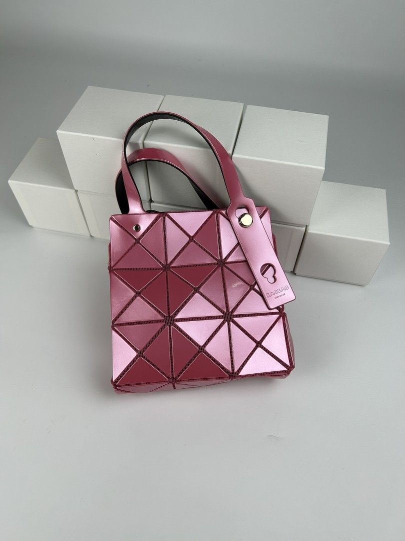 Bao Bao Carat Handbag in Scarlet main image 0