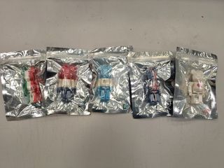 （分類：）位於 。 由 mcctoys 提交（商品編號 1255717291，圖片 1）。簡介： 。