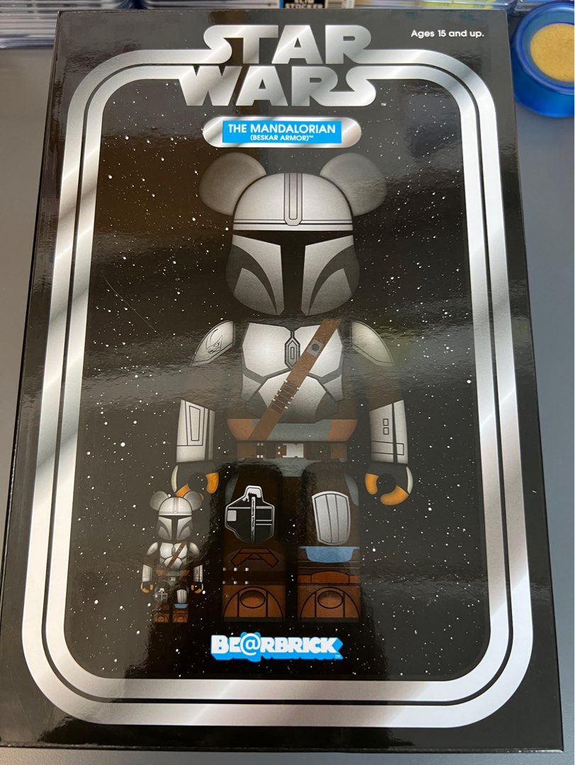 bearbrick Mandalorian 100% 400%, 興趣及遊戲, 玩具& 遊戲類- Carousell