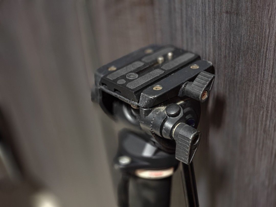 Sale / Trade Benro Monopod Carbon Fiber S4 Head, Photography, Photography Accessories, Tripods