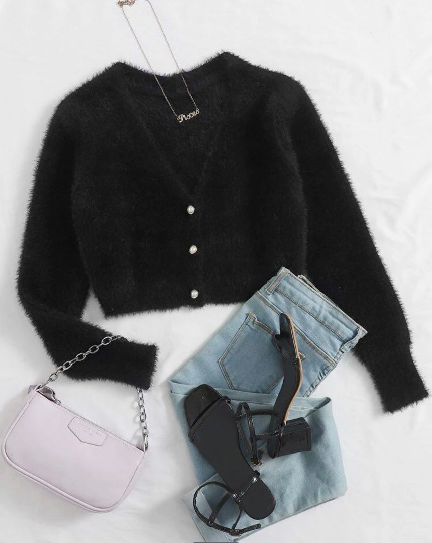 Furry top black cardigan