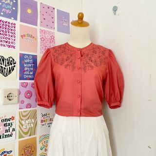 Blouse Oren Bata Bordir Motif Lengan Puff Balon (tag: limenu)