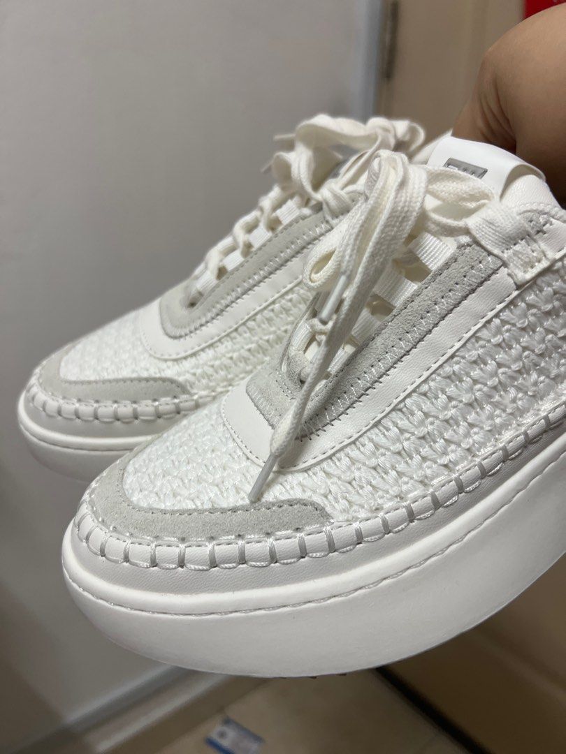 White sneakers steve madden discount