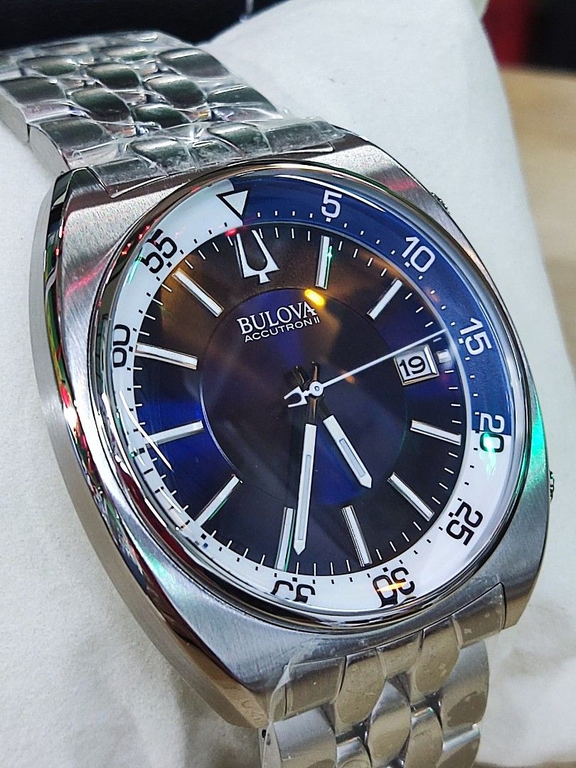 Bulova accutron ii snorkel shop for sale
