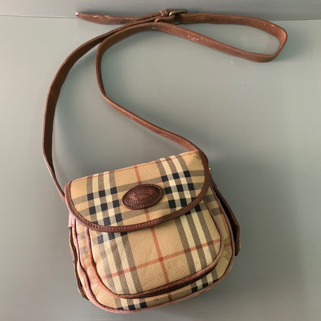 Vintage Burberry Bag ORIGINAL Burberrys of London, Luxury, Bags & Wallets  on Carousell