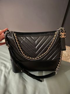 Does anyone what a Gabrielle small hobo? How is it? Photo credit: Lux Cross  : r/chanel