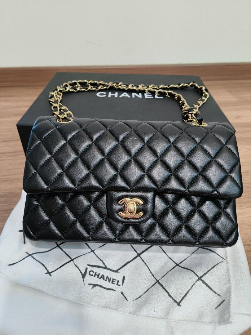 Chanel vintage bag, Women's Fashion, Bags & Wallets, Shoulder Bags
