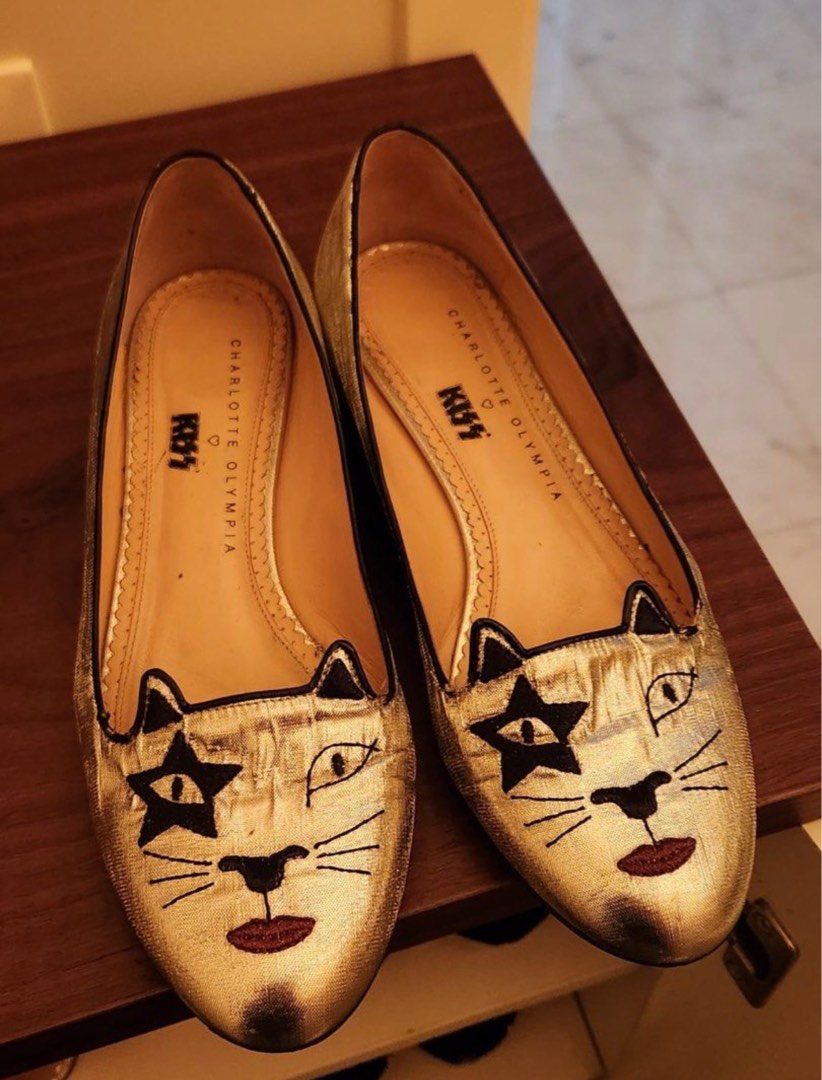 Charlotte olympia flats sz 39.5, Fesyen Wanita, Sepatu di Carousell