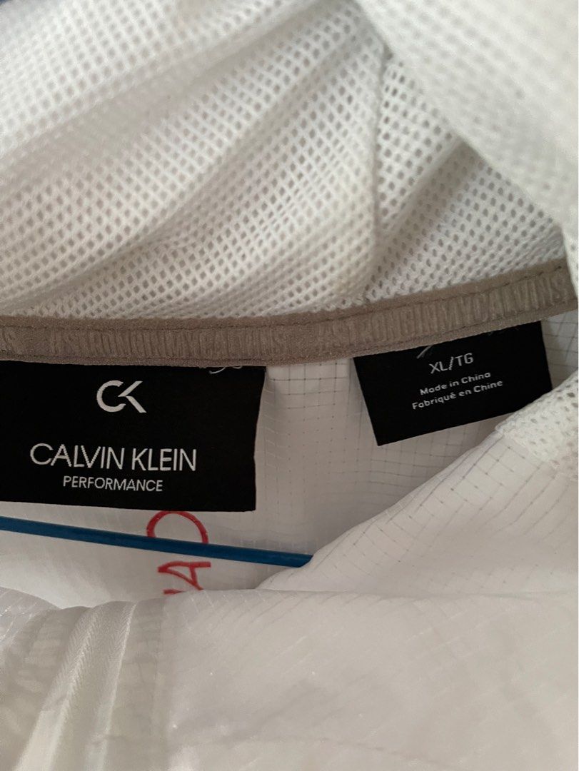 CK Jacket （分類：服裝）位於 Hong Kong。 由 garylee83 提交（商品編號 1255730721，圖片 3）。簡介： 。