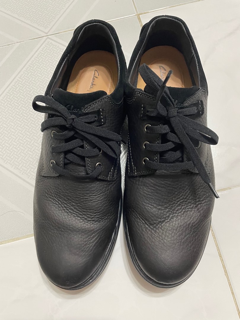 Clarks gore tex 皮鞋, 男裝, 鞋, 西裝鞋- Carousell