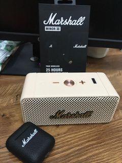 Class A Marshall Earphones and Speaker