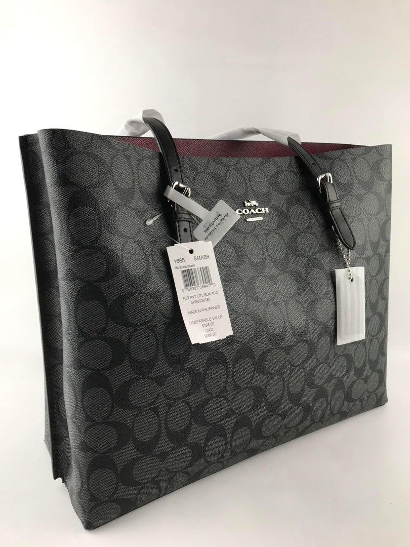 Coach tote mollie 👜 (Category: Luxury Bags & Wallets) located in Las Pinas. Submitted by yhn_boutique (Listing ID 1255622787, Image 1). Description: Actual pic posted Cod via lalamove/ grab -🛵 same day delivery J&T/LBC - pay today ship today Complete inclusions .