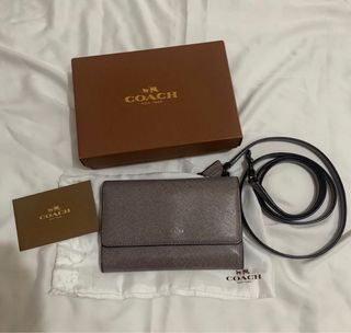 COACH WALLET WITH DETACHABLE STRAPS