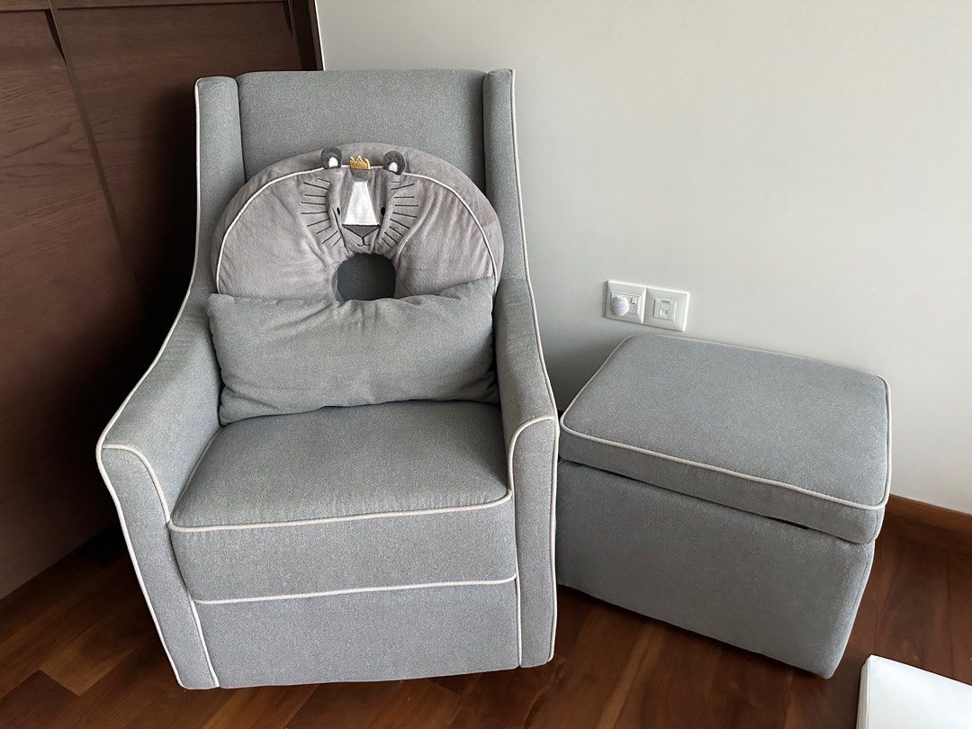 Childcare glider clearance & ottoman