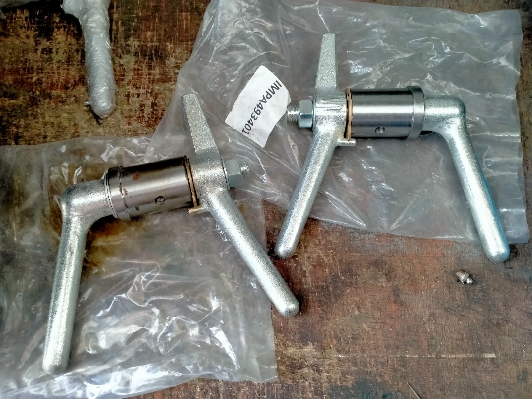 Dog Lock Handle Assembly for Marine Watertight Door IMPA 493401