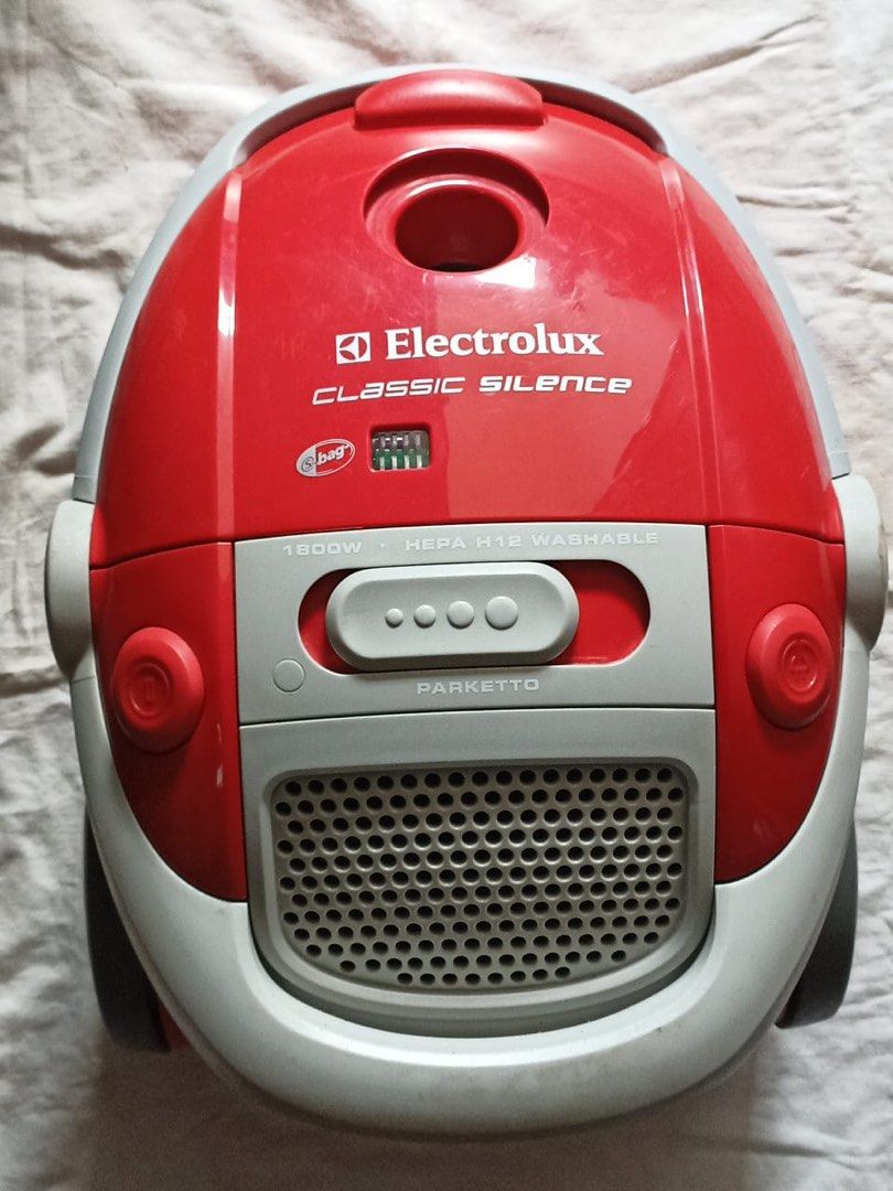 Electrolux Classic Silence Vacuum Cleaner Only, TV & Home Appliances