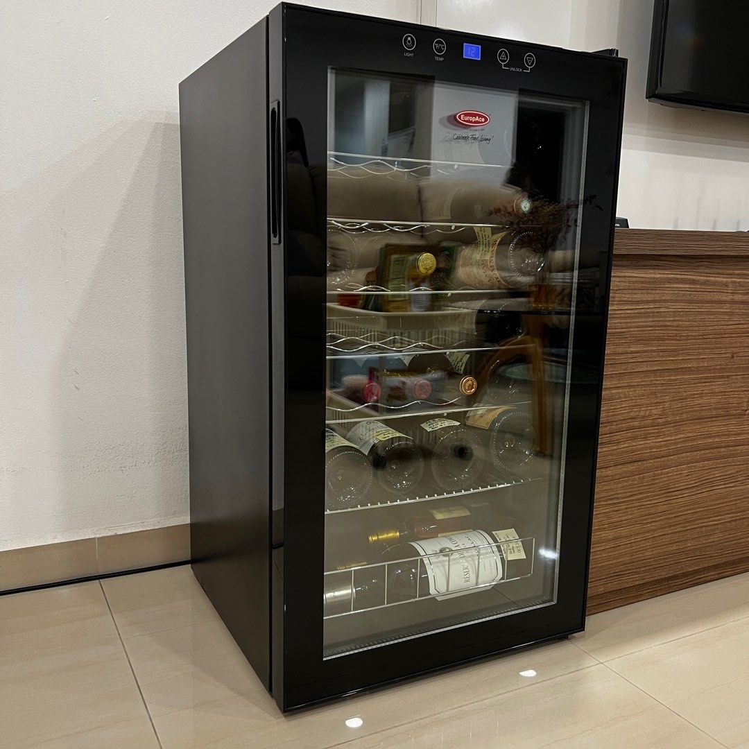 EuropAce Wine Chiller (EWC 13315), TV & Home Appliances, Kitchen