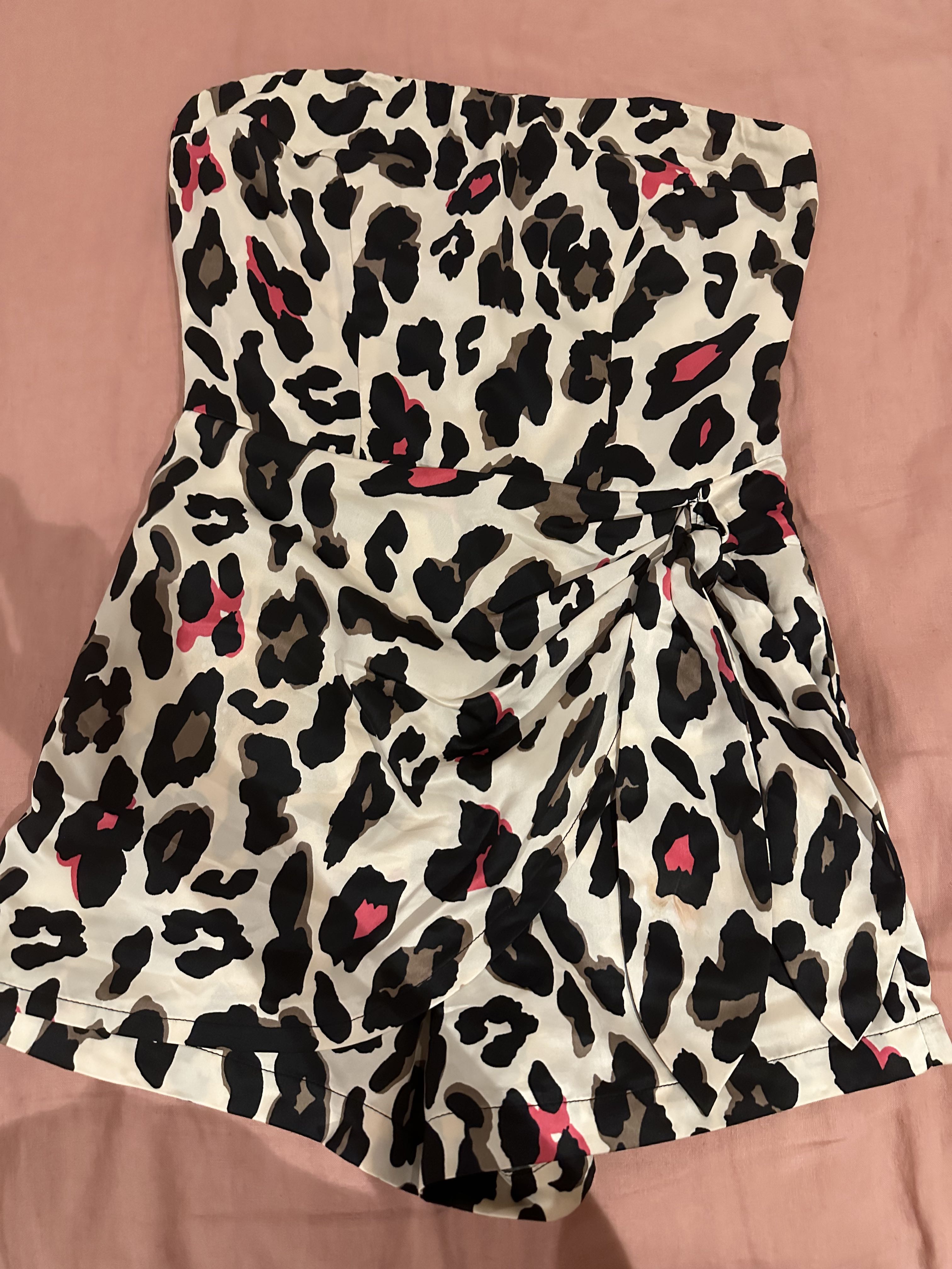 Forever 21 shop leopard romper