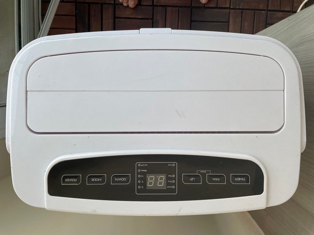 Goldair Portable air conditioner, TV & Home Appliances, Air