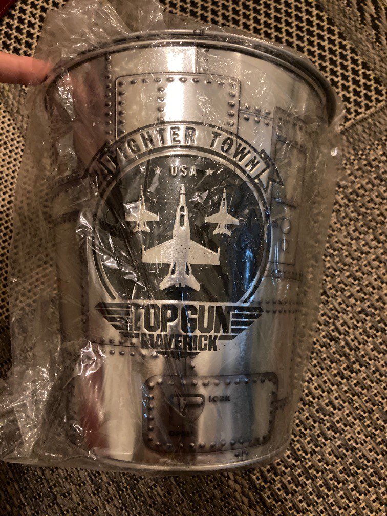 GSC vintage top gun maverick pop corn case, Hobbies & Toys