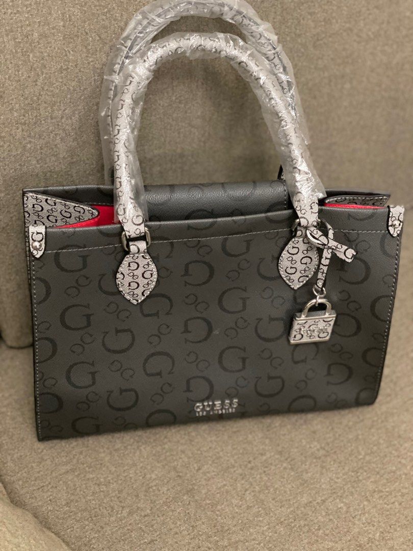 Guess bag best sale japan