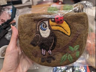 (Flat Mail/HANDMADE Wool Felt) Needle Felting Toucan Parrot đŠđŠ Parrot Toucan Handbag Loose Parts Bag Makeup Bag64227892985859110