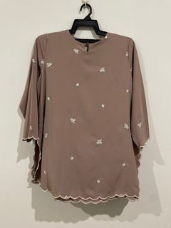 Hauraweat Rossa Embroidered Blouse